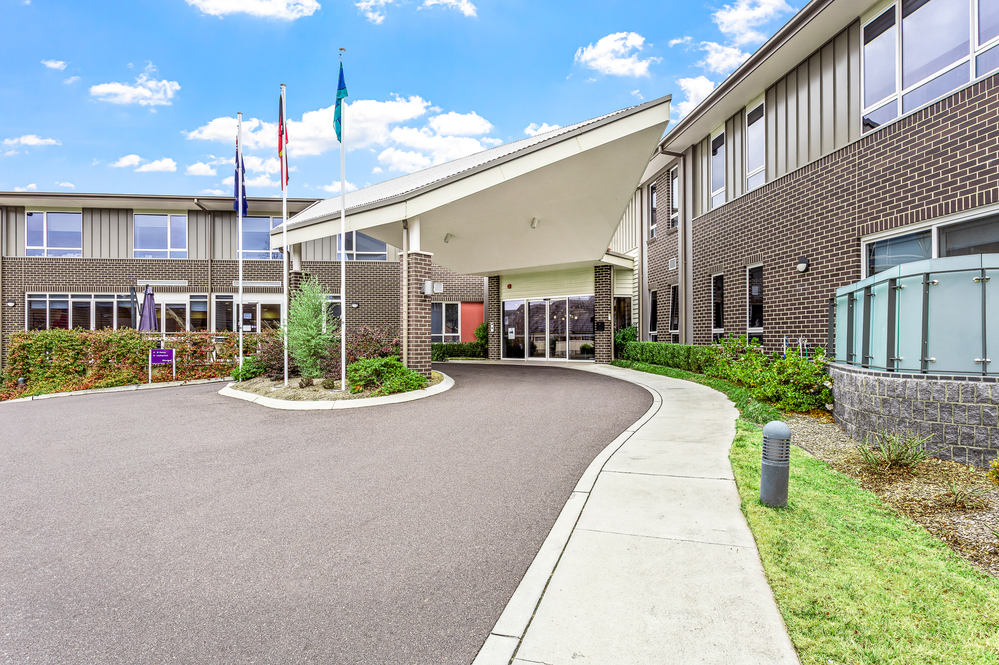 Warrigal Queanbeyan Care Home Entrance